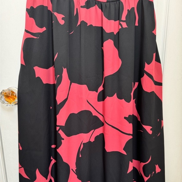 LIKE NEW! LOFT ANN TAYLOR MIDI DRESS. ADJUSTABLE STRAPS, LIGHTWEIGHT, BACK ZIP - Picture 12 of 14